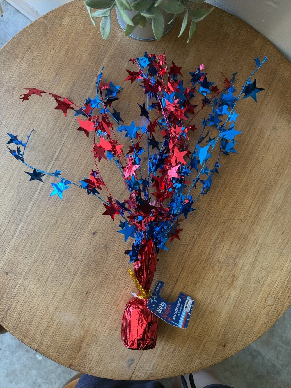 Patriotic Red & Blue Star Burst Party Centerpiece balloon weight